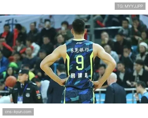 狂热加时险胜,新秀布林克关键时刻封盖引领致命快攻 狂热加时险胜,新秀布林克关键时刻封盖引领致命快攻